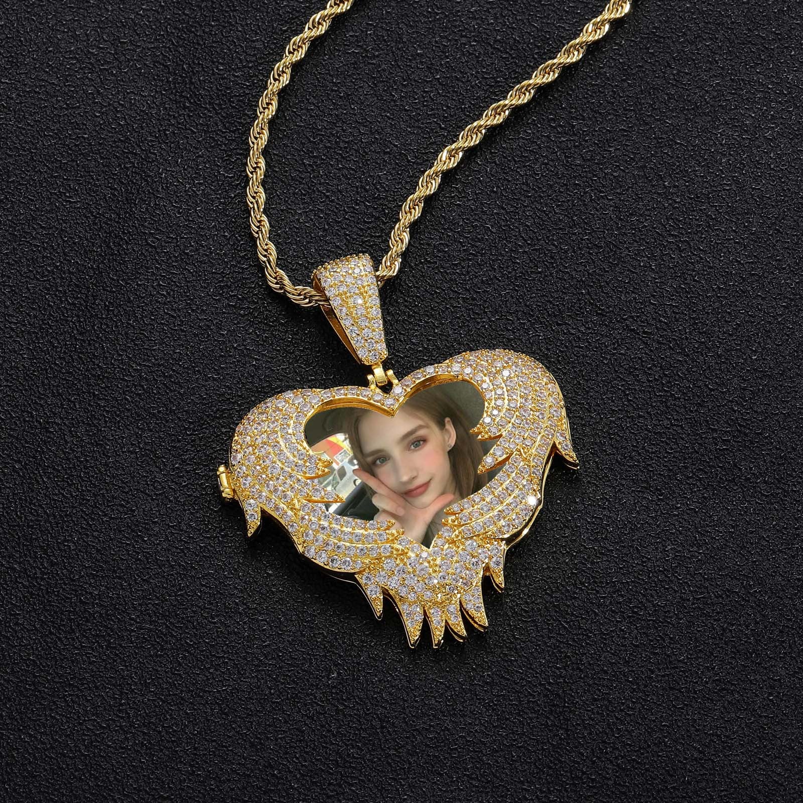 Europe And The United States Love Flip Photo Pendant Personalized Creative DIY Commemorative Photo Frame Copper Inlaid Zircon Hip Hop Pendant